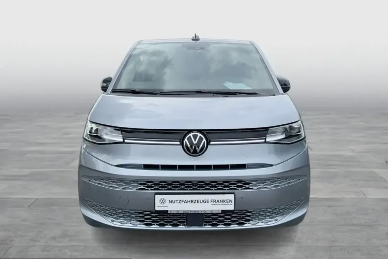 Volkswagen T7 Multivan din 2025 cu 8.931 km - oferta VOL240071 - foto 2