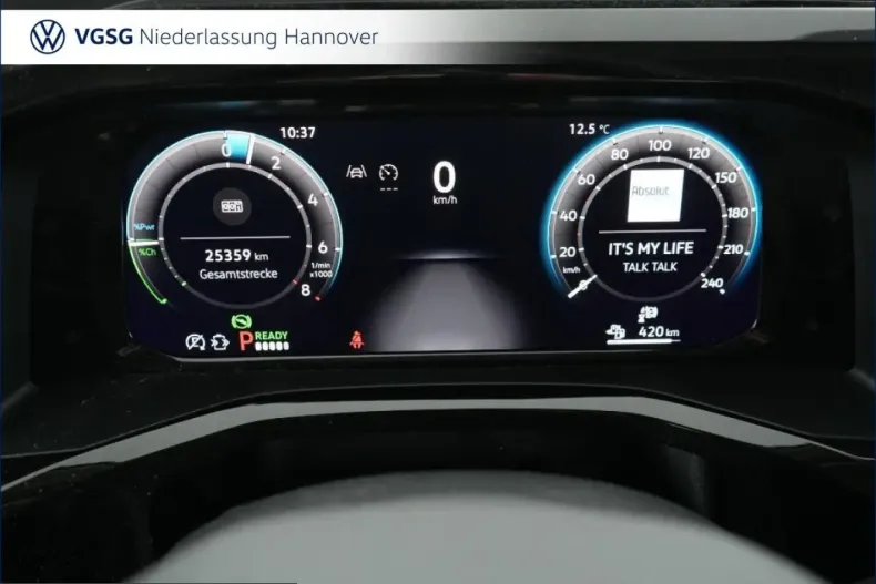 Volkswagen T7 Multivan din 2025 cu 25.357 km - oferta VOL240072 - foto 3