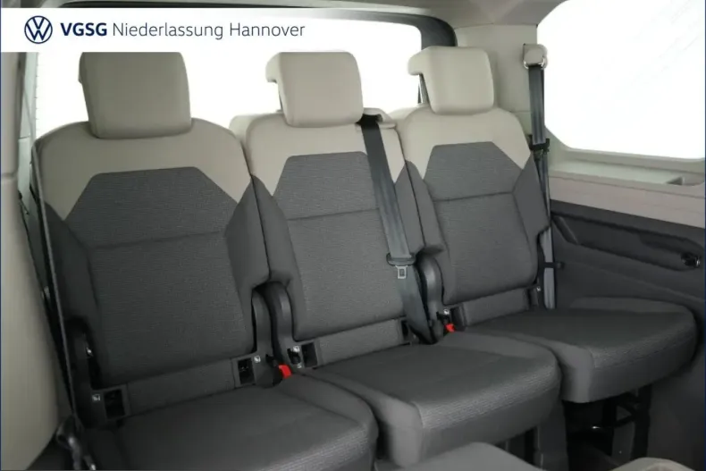 Volkswagen T7 Multivan din 2025 cu 25.357 km - oferta VOL240072 - foto 8