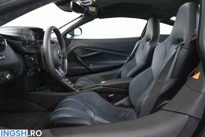 McLaren 750S din 2025 cu 226 km - oferta MCL240080 - foto 8