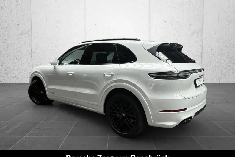 Porsche Cayenne din 2023 cu 43.200 km - oferta POR240081 - foto 3