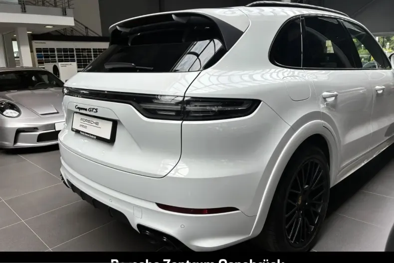 Porsche Cayenne din 2023 cu 43.200 km - oferta POR240081 - foto 12