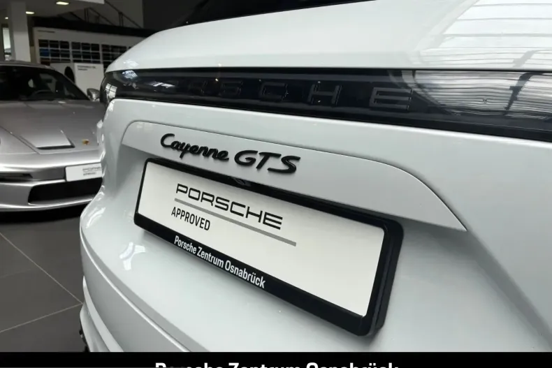 Porsche Cayenne din 2023 cu 43.200 km - oferta POR240081 - foto 14