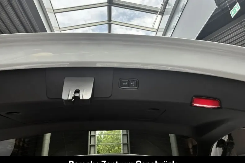 Porsche Cayenne din 2023 cu 43.200 km - oferta POR240081 - foto 21
