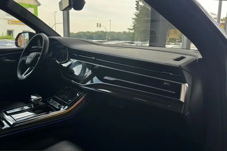Audi Q8 din 2024 cu 29.200 km - oferta AUD240085 - foto 9
