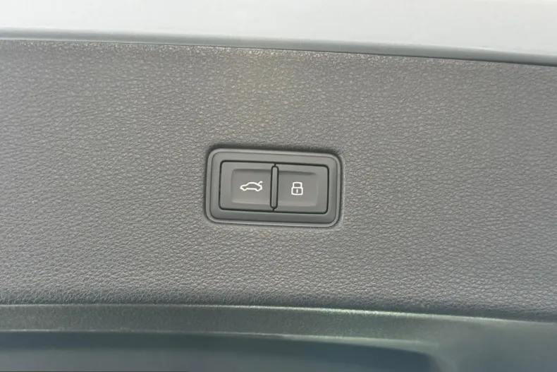 Audi Q8 din 2024 cu 29.200 km - oferta AUD240085 - foto 20