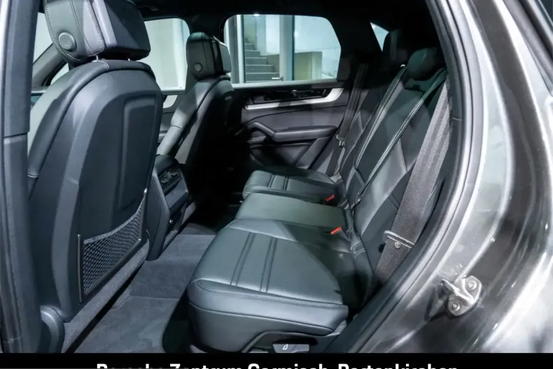 Porsche Cayenne din 2024 cu 14.950 km - oferta POR240088 - foto 11