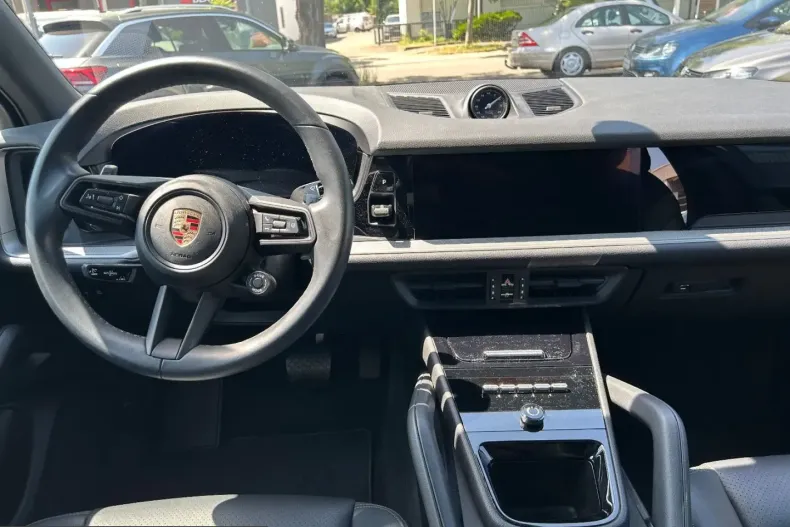 Porsche Cayenne din 2024 cu 19.600 km - oferta POR240089 - foto 9
