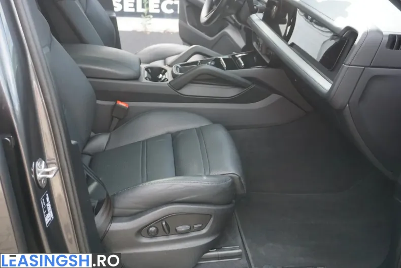 Porsche Cayenne din 2025 cu 17.950 km - oferta POR240091 - foto 16