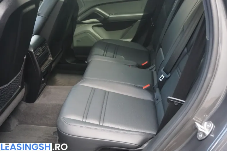 Porsche Cayenne din 2025 cu 17.950 km - oferta POR240091 - foto 23