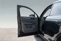 Porsche Cayenne din 2023 cu 47.300 km - oferta POR240092 - foto 19