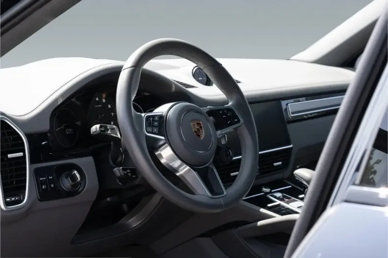 Porsche Cayenne din 2023 cu 47.300 km - oferta POR240092 - foto 26