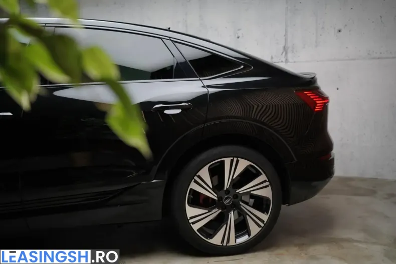 Audi Q8 din 2024 cu 64.868 km - oferta AUD240093 - foto 25