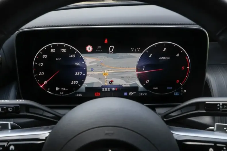 Mercedes-Benz GLC 220 (Clasa GLC) din 2023 cu 29.471 km - oferta MER240099 - foto 15