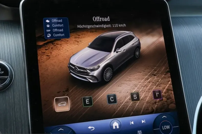 Mercedes-Benz GLC 220 (Clasa GLC) din 2023 cu 29.471 km - oferta MER240099 - foto 19