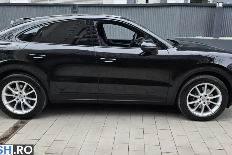 Porsche Cayenne din 2025 cu 19.500 km - oferta POR240106 - foto 15