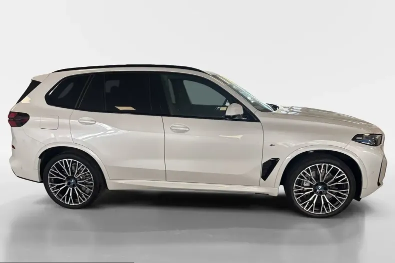 BMW X5 (Seria X) din 2025 cu 12.102 km - oferta BMW240109 - foto 4
