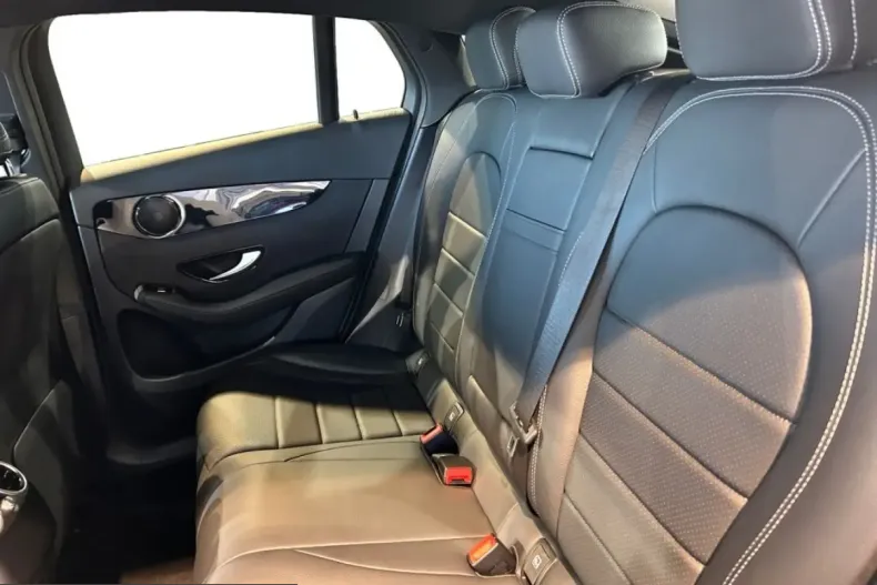 Mercedes-Benz GLC 200 (Clasa GLC) din 2022 cu 81.161 km - oferta MER240129 - foto 9