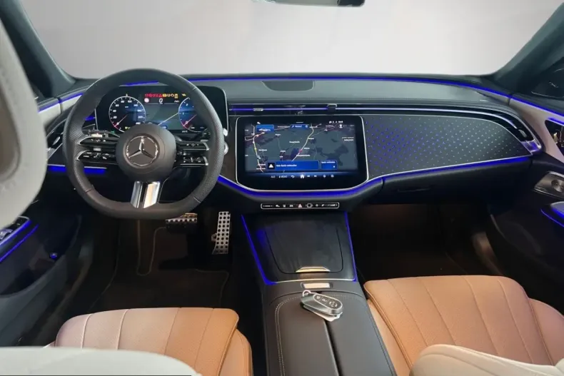 Mercedes-Benz E 220 (Clasa E) din 2025 cu 3.900 km - oferta MER240132 - foto 22