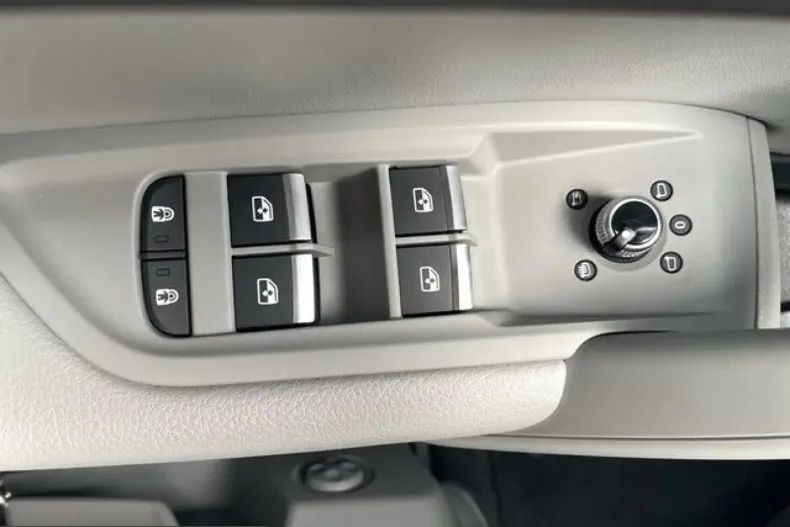 Audi Q5 din 2023 cu 83.393 km - oferta AUD240133 - foto 14