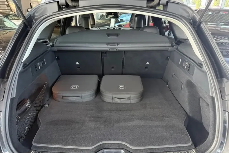 Mercedes-Benz GLC 300 (Clasa GLC) din 2023 cu 56.500 km - oferta MER240138 - foto 10