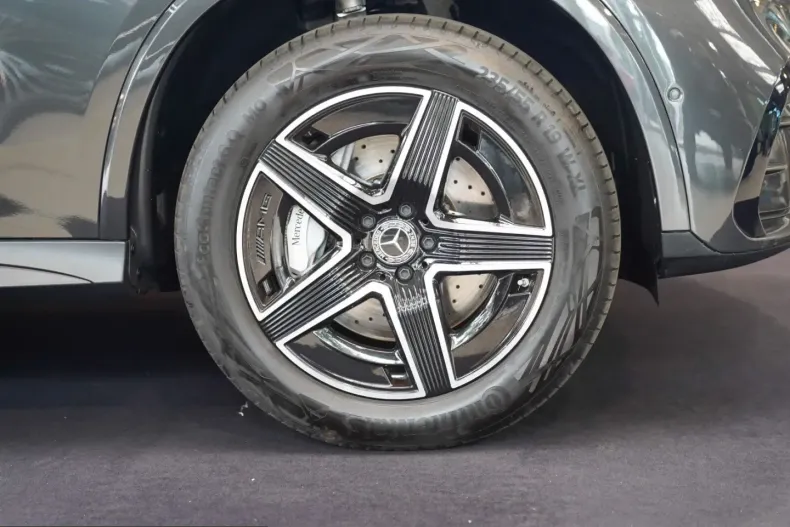 Mercedes-Benz GLC 300 (Clasa GLC) din 2023 cu 59.379 km - oferta MER240139 - foto 2