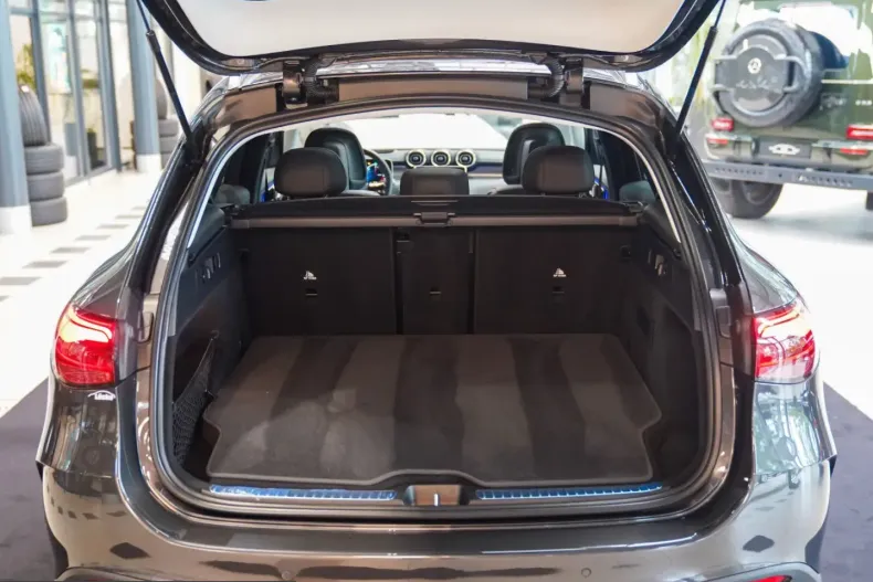 Mercedes-Benz GLC 300 (Clasa GLC) din 2023 cu 59.379 km - oferta MER240139 - foto 6