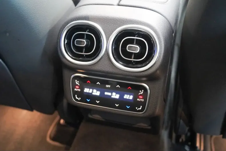 Mercedes-Benz GLC 300 (Clasa GLC) din 2023 cu 59.379 km - oferta MER240139 - foto 16