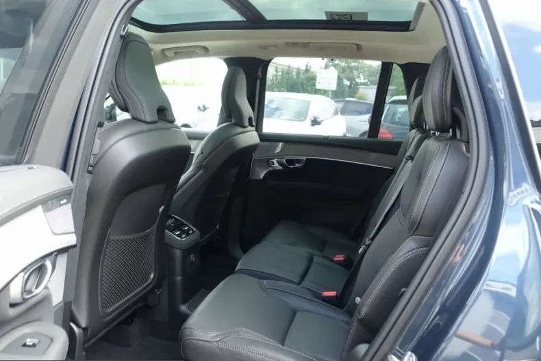 Volvo XC90 din 2025 cu 24.550 km - oferta VOL240142 - foto 11