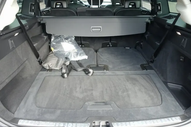 Volvo XC90 din 2025 cu 24.550 km - oferta VOL240142 - foto 12