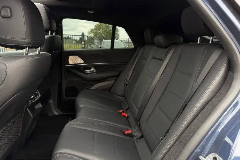 Mercedes-Benz GLE 400 (Clasa GLE) din 2024 cu 30.847 km - oferta MER240143 - foto 13