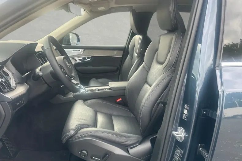 Volvo XC90 din 2025 cu 9.000 km - oferta VOL240148 - foto 5