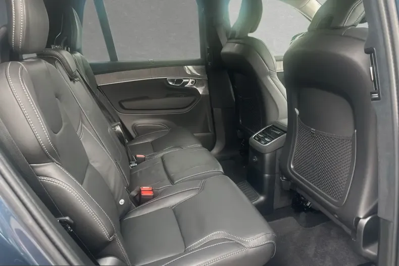 Volvo XC90 din 2025 cu 9.000 km - oferta VOL240148 - foto 7