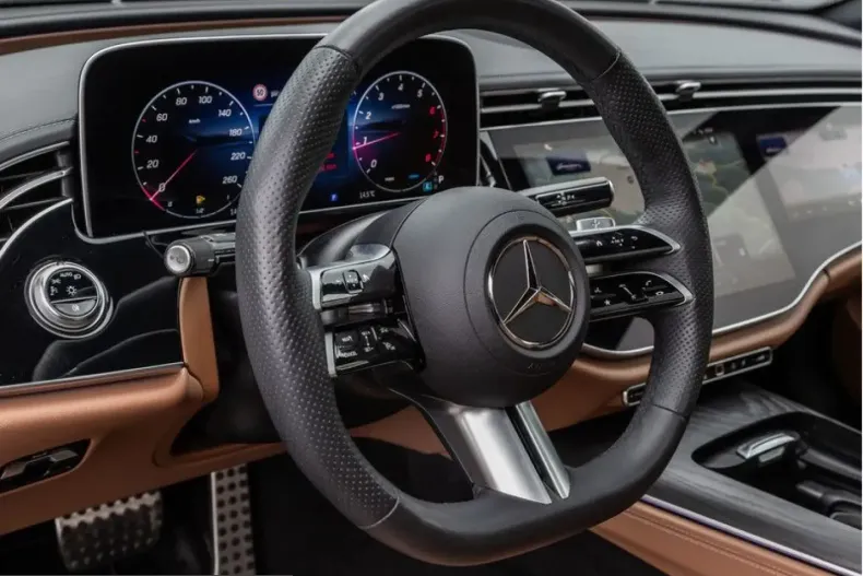 Mercedes-Benz E 200 (Clasa E) din 2025 cu 24.356 km - oferta MER240155 - foto 24
