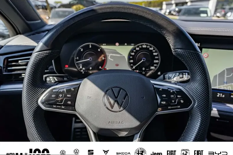 Volkswagen Touareg din 2022 cu 49.553 km - oferta VOL240160 - foto 7