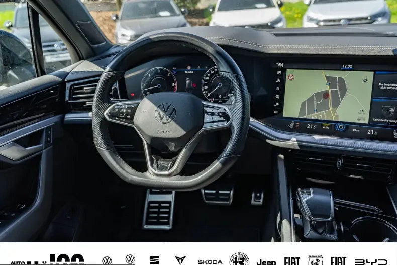 Volkswagen Touareg din 2022 cu 49.553 km - oferta VOL240160 - foto 8