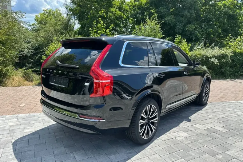 Volvo XC90 din 2022 cu 61.500 km - oferta VOL240166 - foto 6
