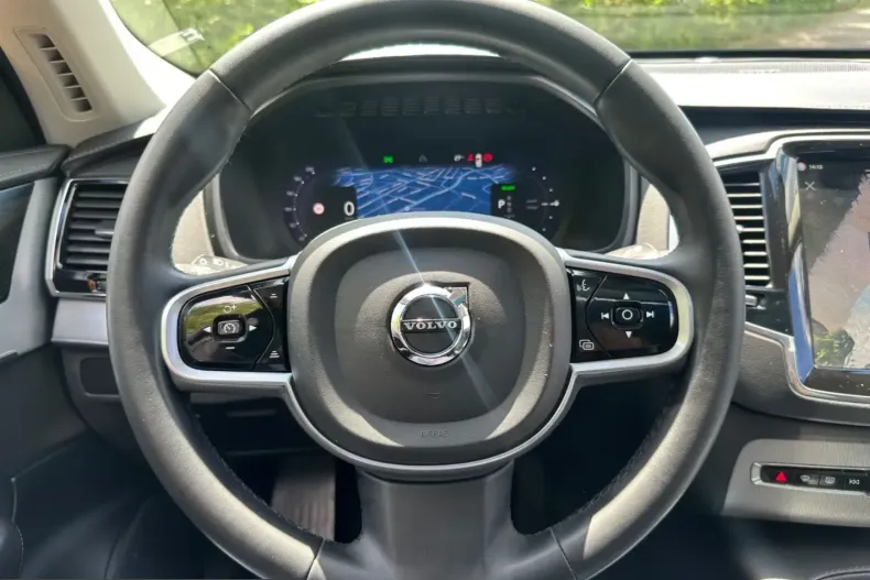 Volvo XC90 din 2022 cu 61.500 km - oferta VOL240166 - foto 8