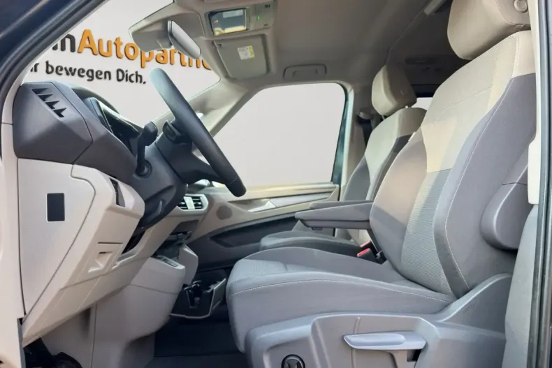 Volkswagen T7 Multivan din 2025 cu 10.000 km - oferta VOL240175 - foto 10