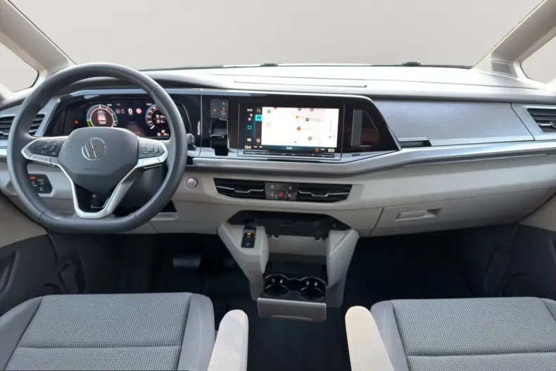 Volkswagen T7 Multivan din 2025 cu 10.000 km - oferta VOL240175 - foto 12