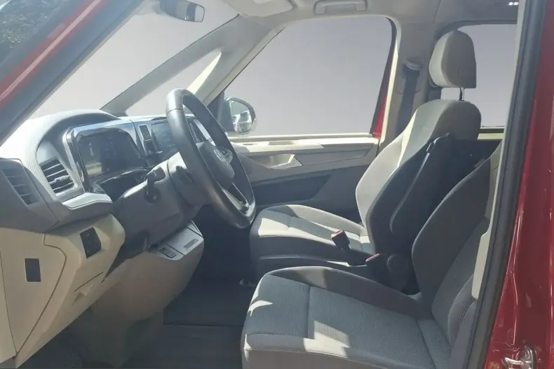 Volkswagen T7 Multivan din 2022 cu 48.346 km - oferta VOL240176 - foto 9