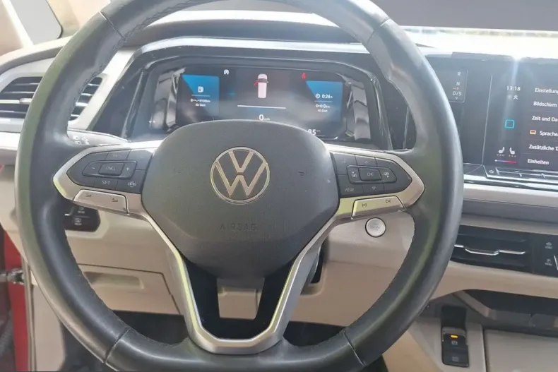 Volkswagen T7 Multivan din 2022 cu 48.346 km - oferta VOL240176 - foto 10