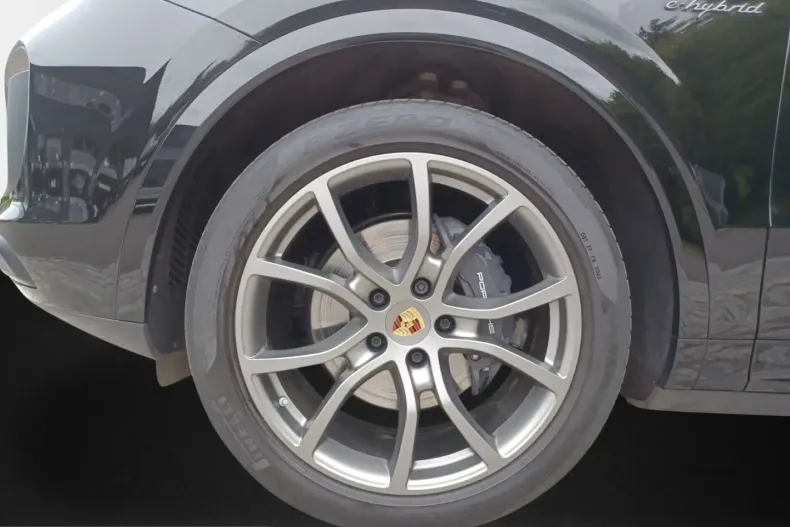 Porsche Cayenne din 2023 cu 49.759 km - oferta POR240178 - foto 8