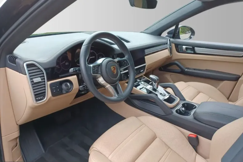 Porsche Cayenne din 2023 cu 49.759 km - oferta POR240178 - foto 11