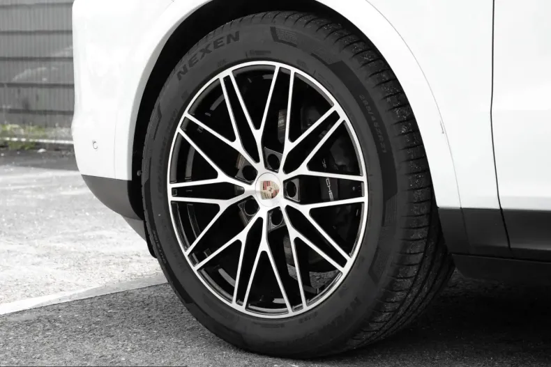 Porsche Cayenne din 2023 cu 24.500 km - oferta POR240181 - foto 13