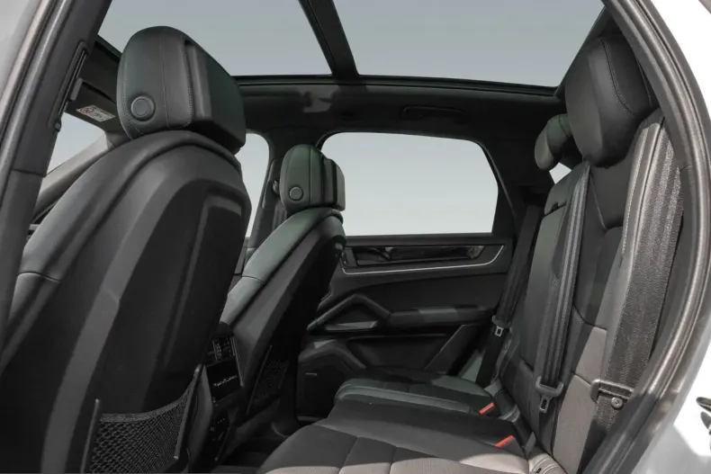 Porsche Cayenne din 2023 cu 24.500 km - oferta POR240181 - foto 16