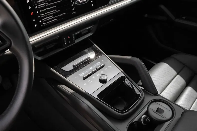 Porsche Cayenne din 2023 cu 24.500 km - oferta POR240181 - foto 21