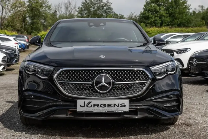 Mercedes-Benz E 220 (Clasa E) din 2025 cu 17.603 km - oferta MER240184 - foto 3