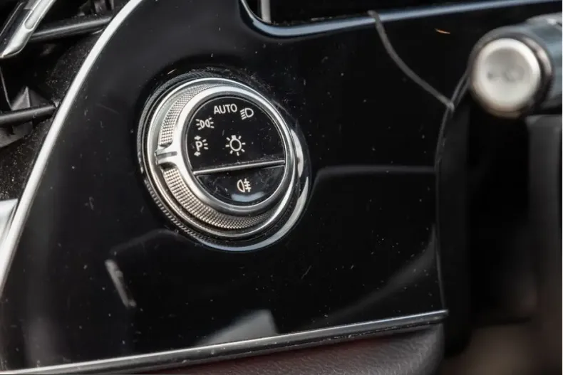 Mercedes-Benz E 220 (Clasa E) din 2025 cu 17.603 km - oferta MER240184 - foto 24
