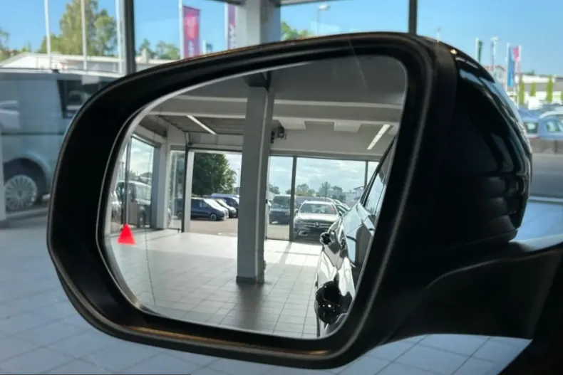 Mercedes-Benz GLE 300 (Clasa GLE) din 2023 cu 52.853 km - oferta MER240187 - foto 18